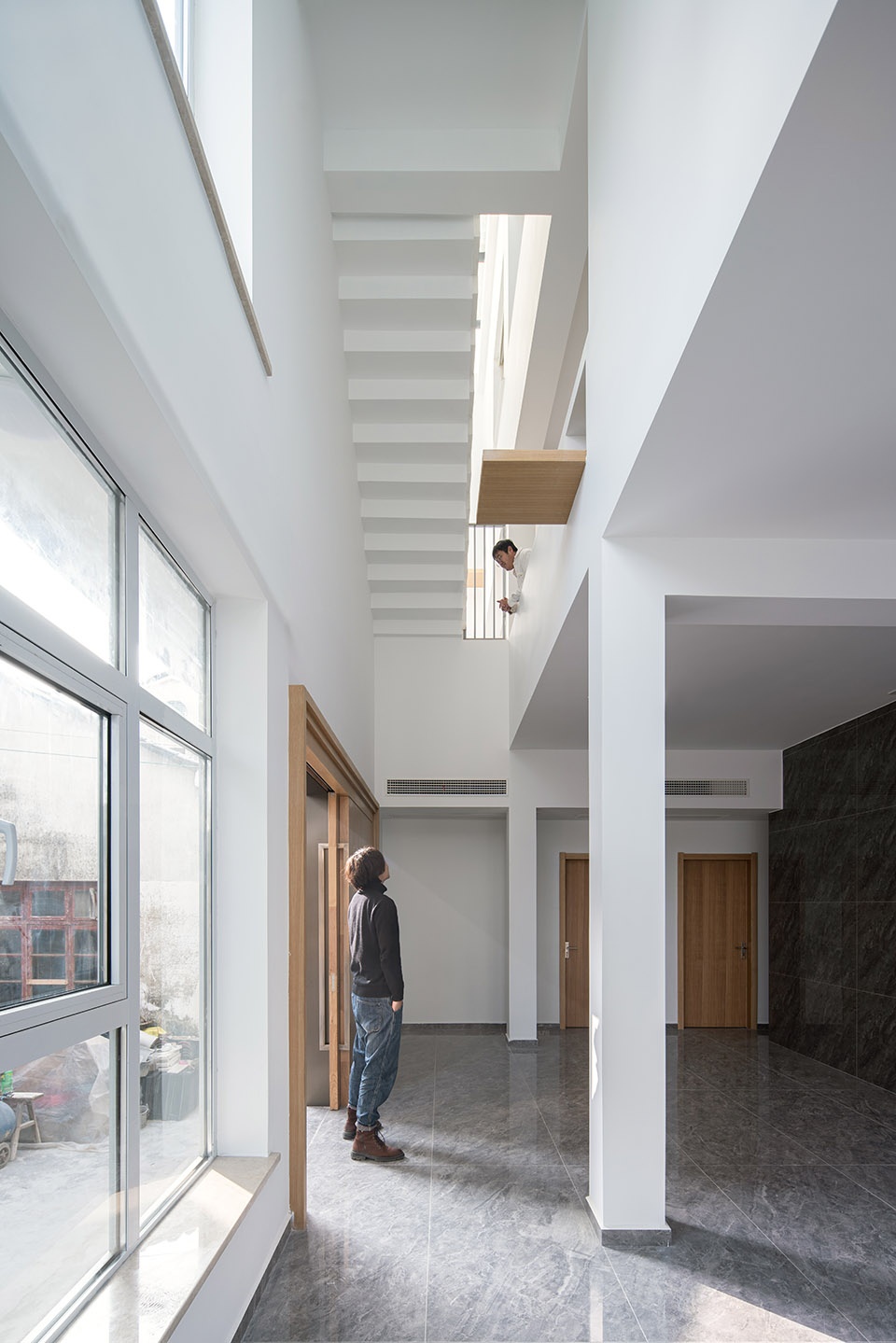 Tiny atrium house RayEmilio studio