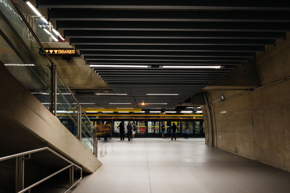 Sao Paulo Morumbi Subway Station Line 4 23 SUL