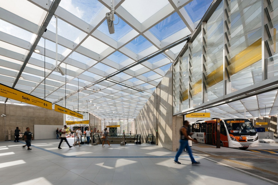 Sao Paulo Morumbi Subway Station Line 4 23 SUL
