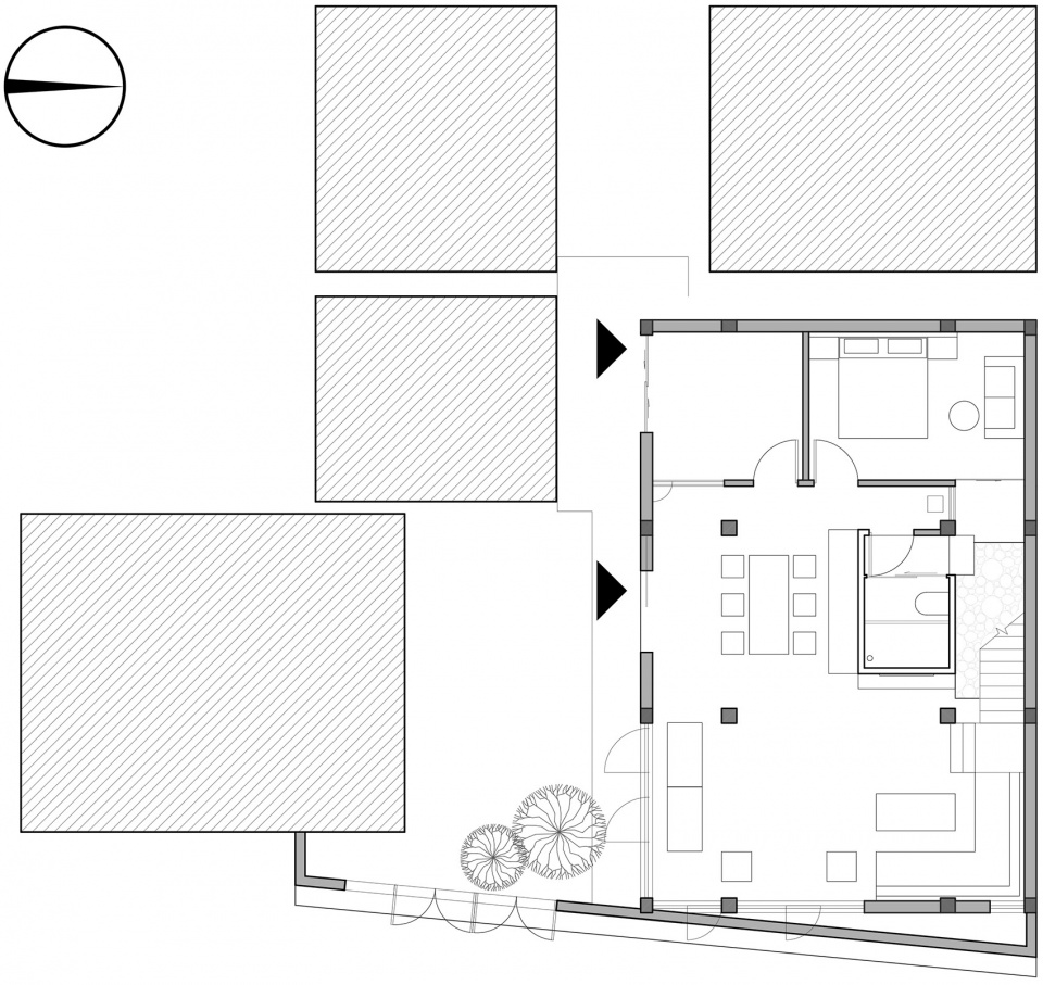 Tiny atrium house RayEmilio studio