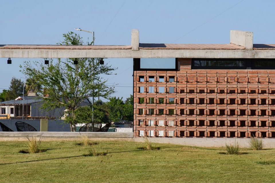 cc san ignacio community center argentina by edisur group
