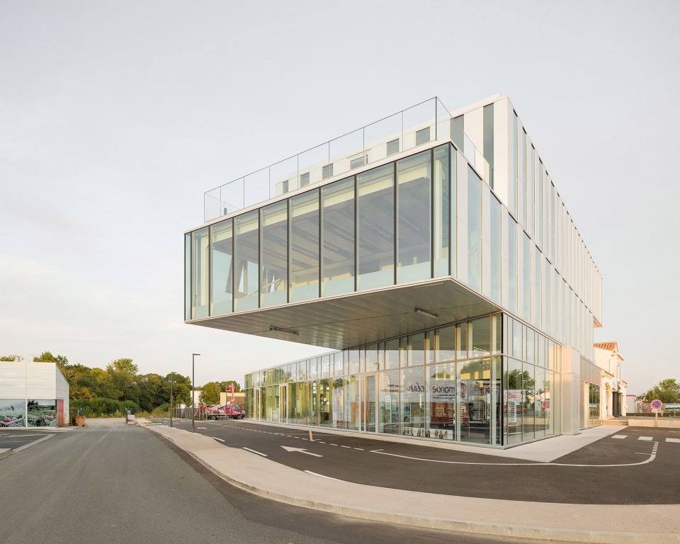 le domino head office co working shops by atelier ronan prineau