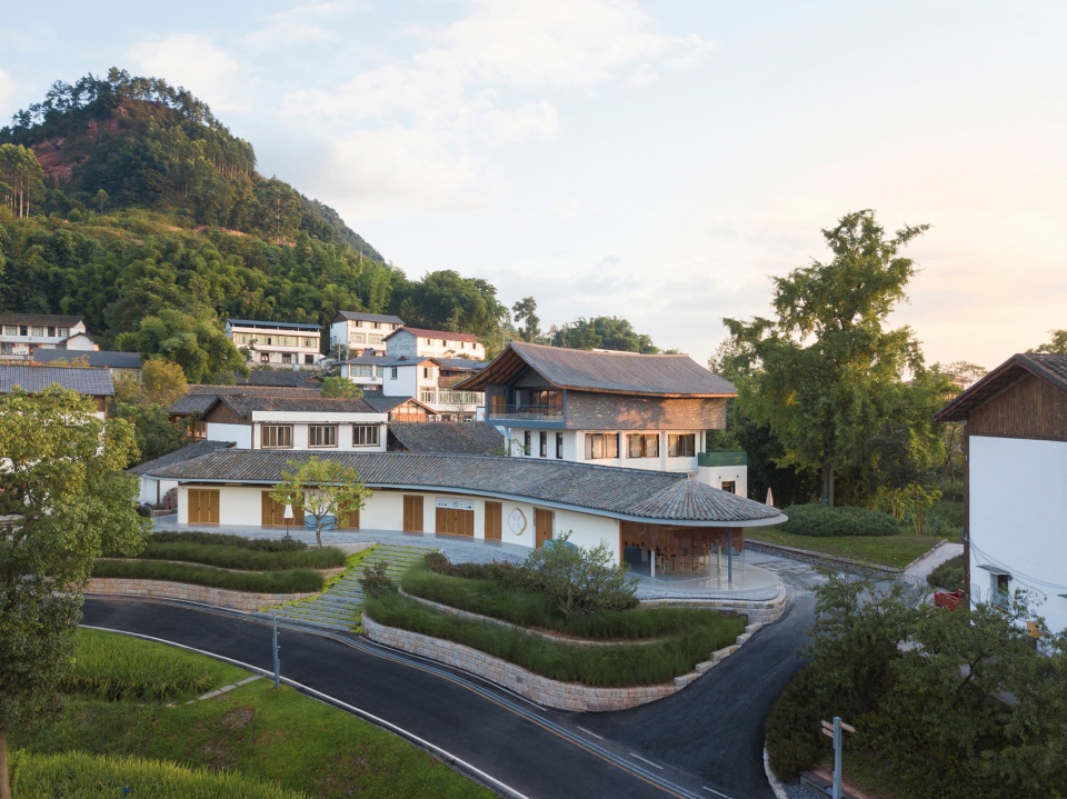 Zunsheng Courtyard Sichuan China by Zaixing Architectural Desgin Firm