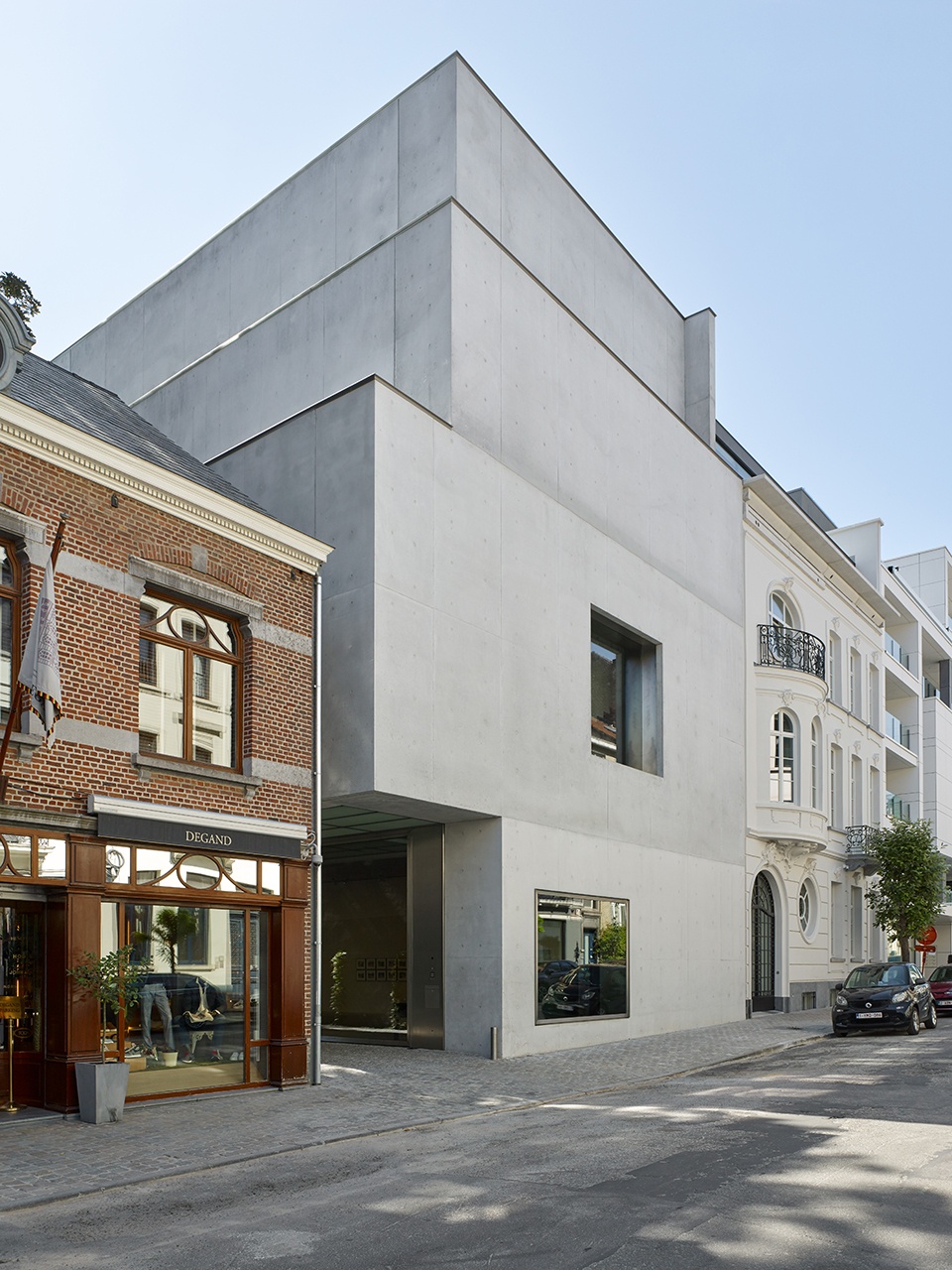 Gallery Xavier Hufkens by Robbrecht en Daem architecten