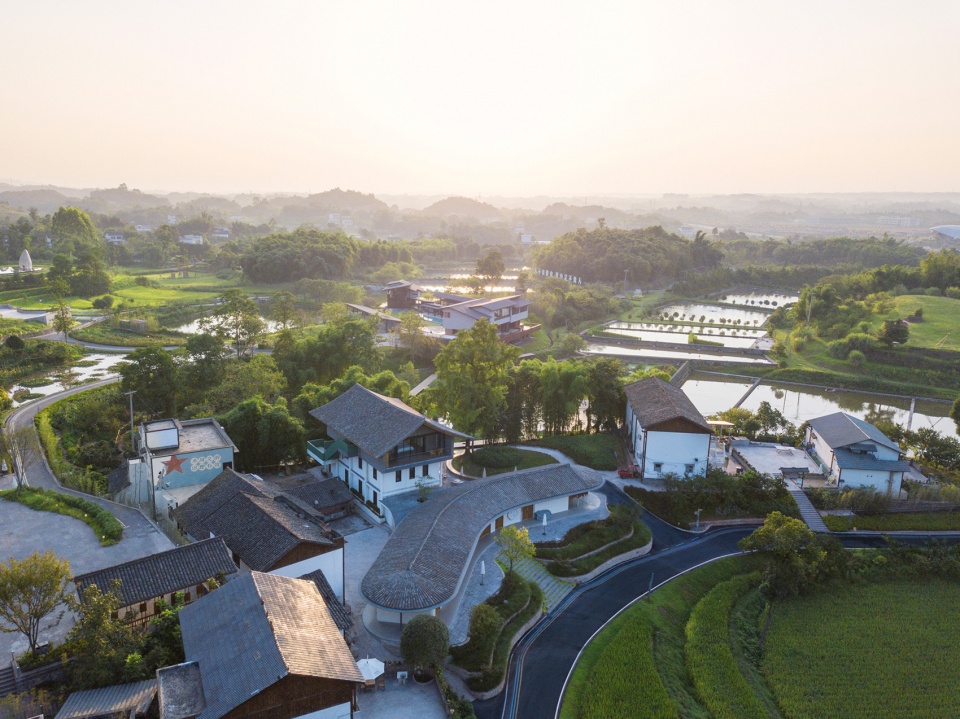 Zunsheng Courtyard Sichuan China by Zaixing Architectural Desgin Firm