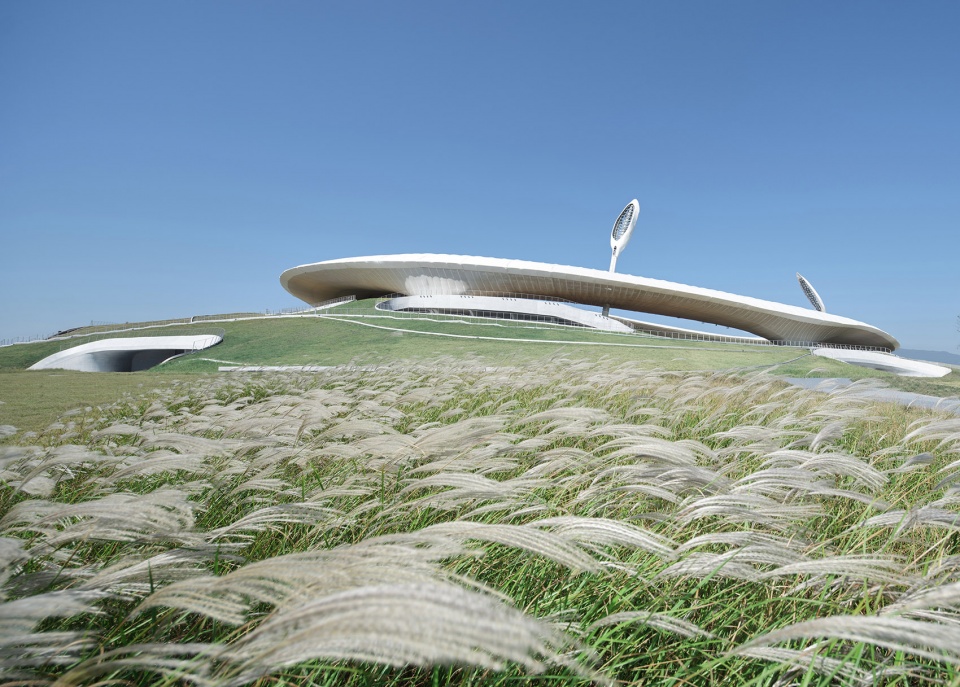 quzhou sports campus by mad