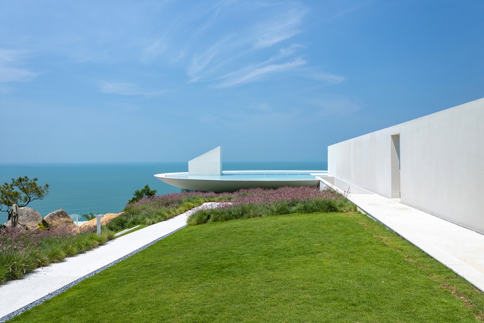 the water drop library by 3andwich design he wei studio