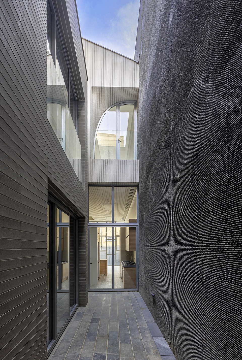 Isfahan H to V House by CAAT Studio