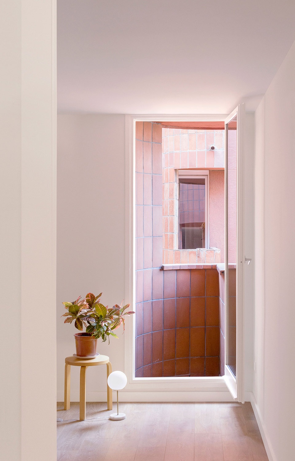 Renovation of an Apartment in Walden 7 by Bonell Dòriga