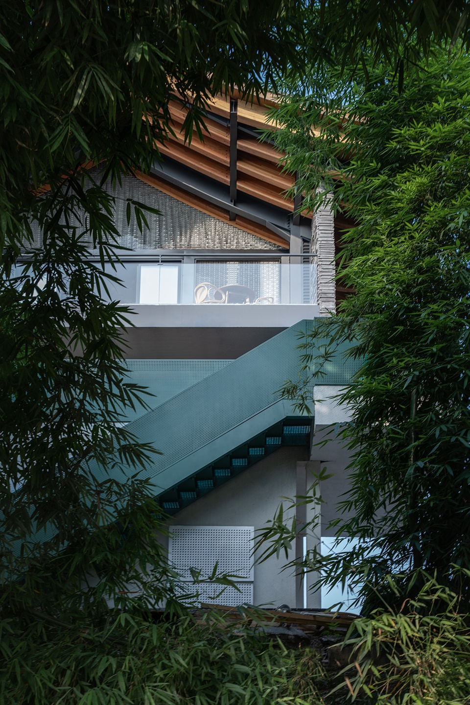 Zunsheng Courtyard Sichuan China by Zaixing Architectural Desgin Firm