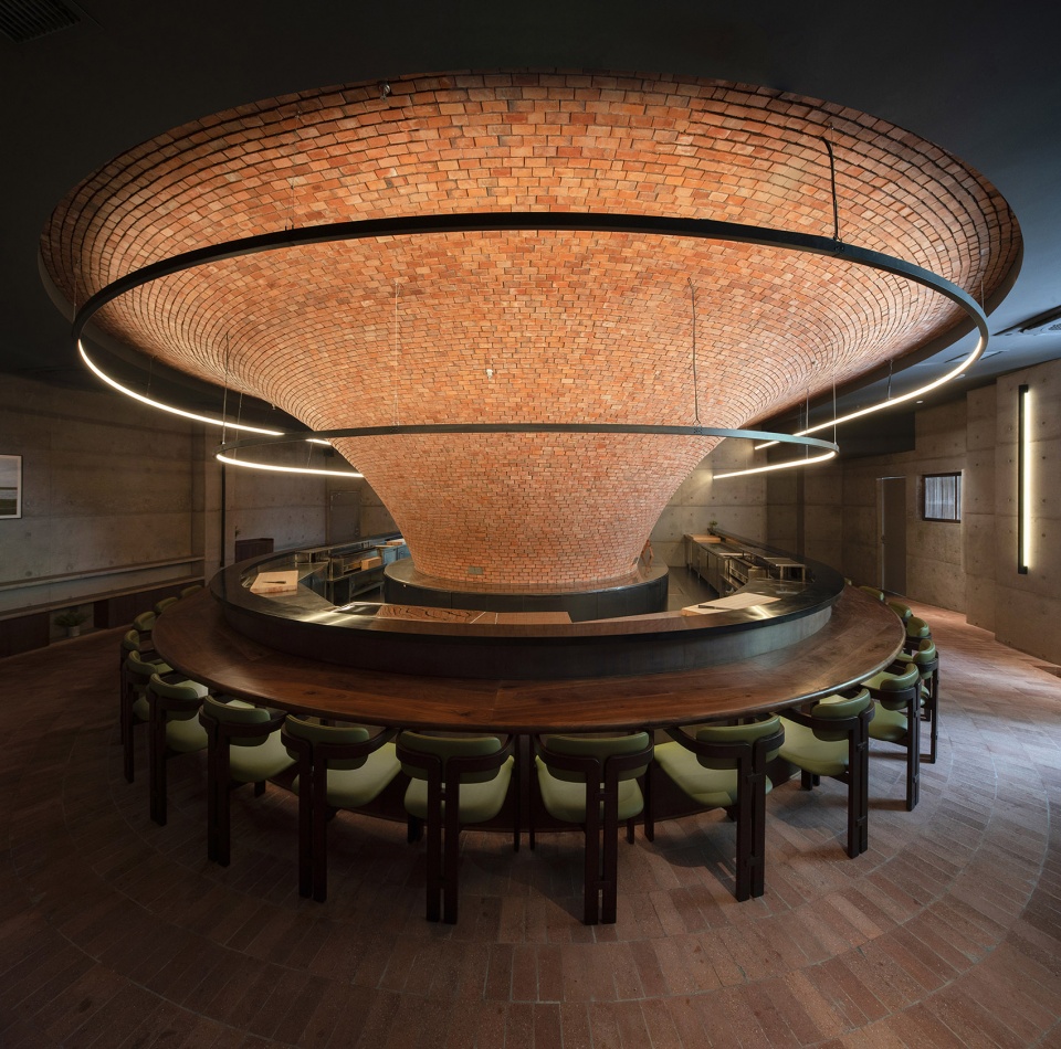 Biiird Yakitori bigER club design