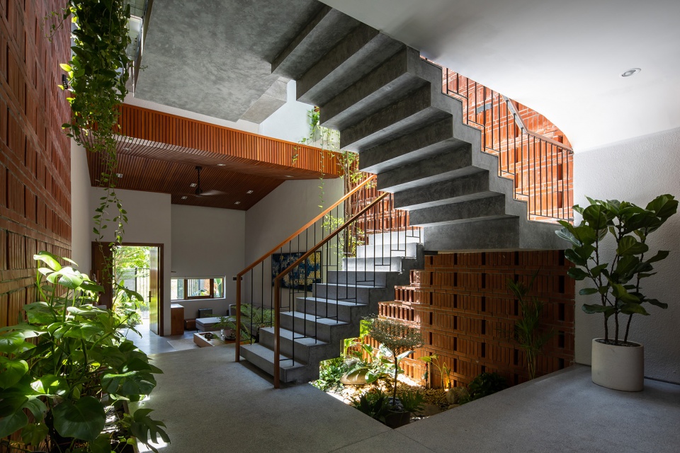 Folding House by X11 Design Studio