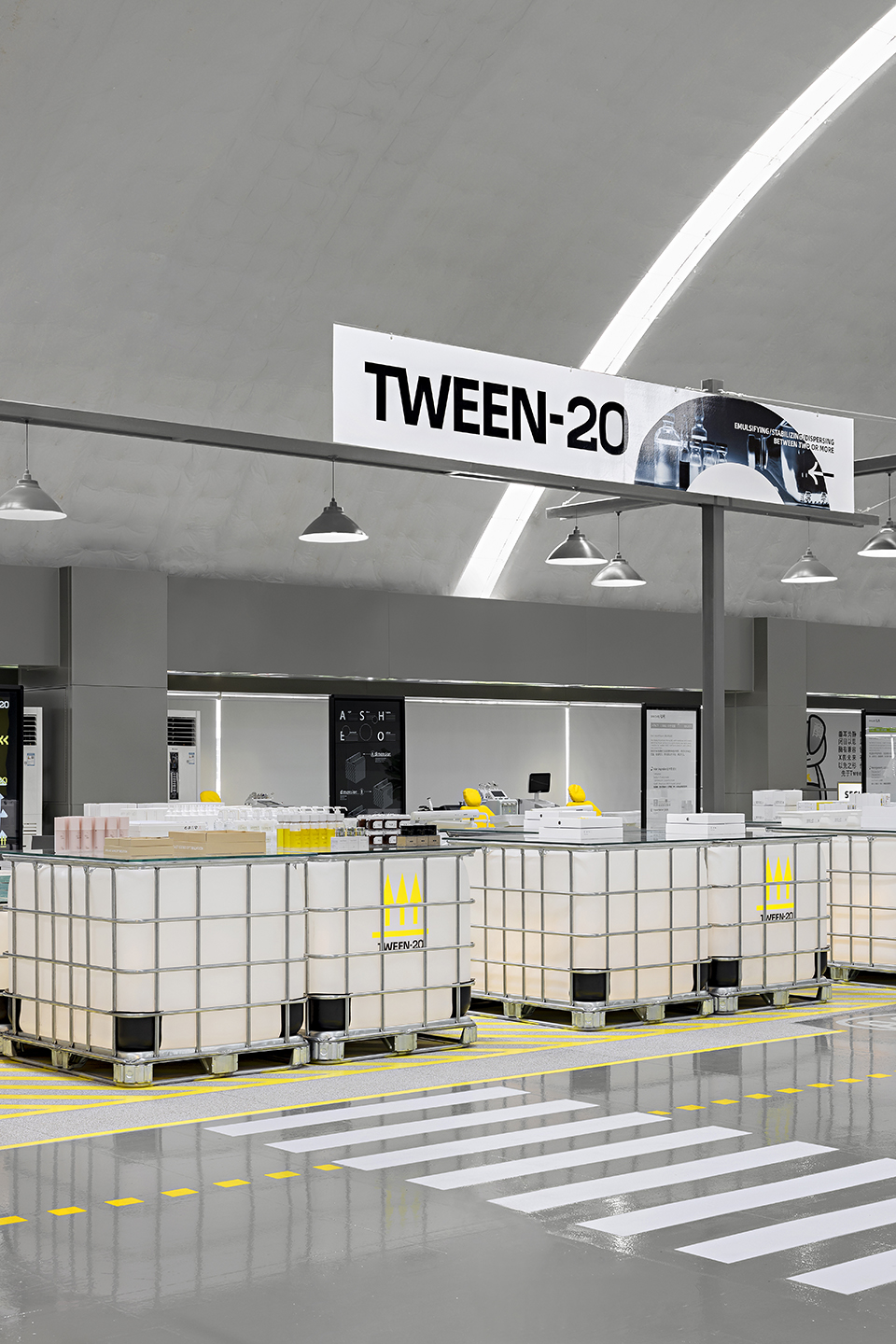 TWEEN 20 China by SORA