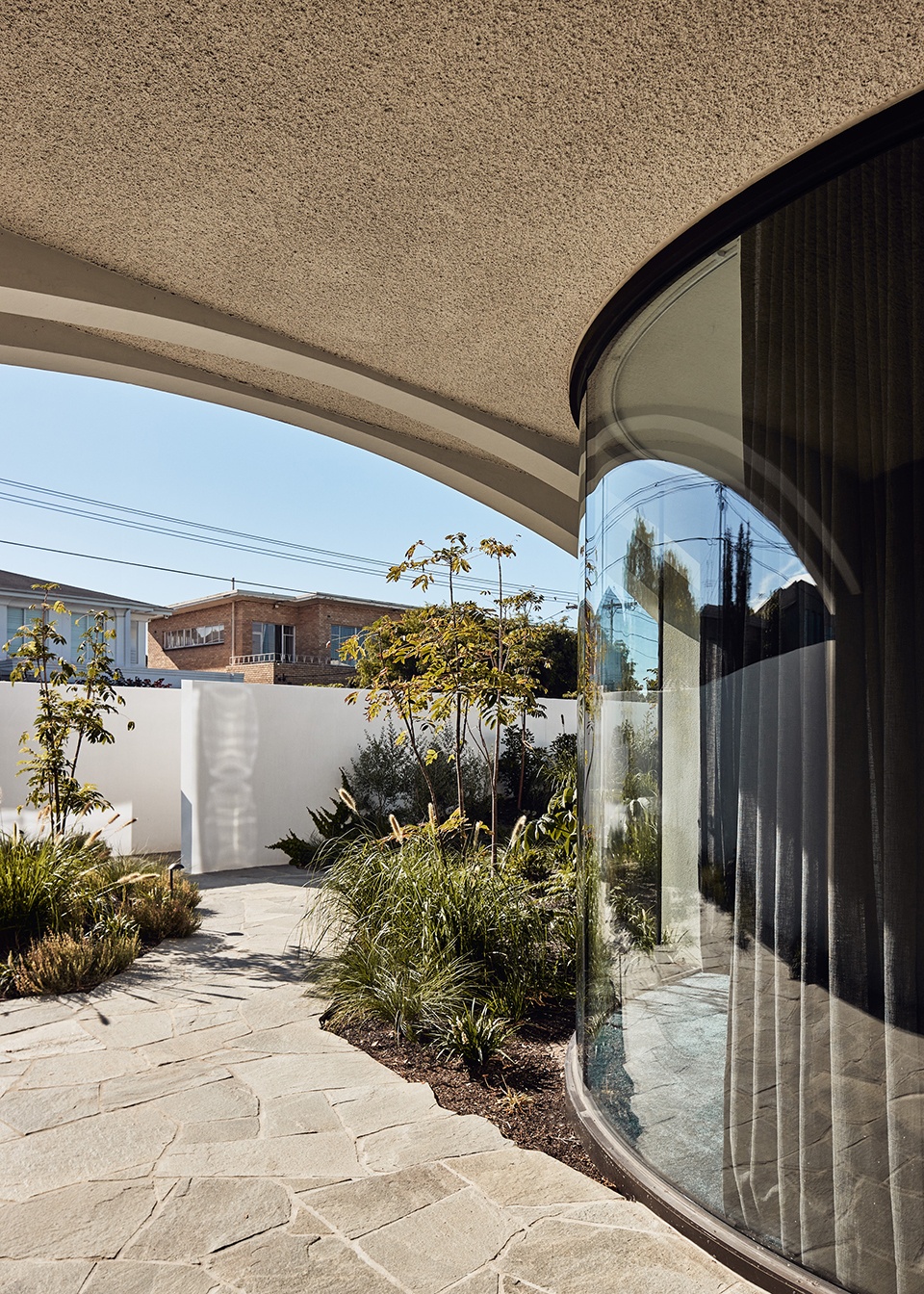 Arch House by Kister Architects