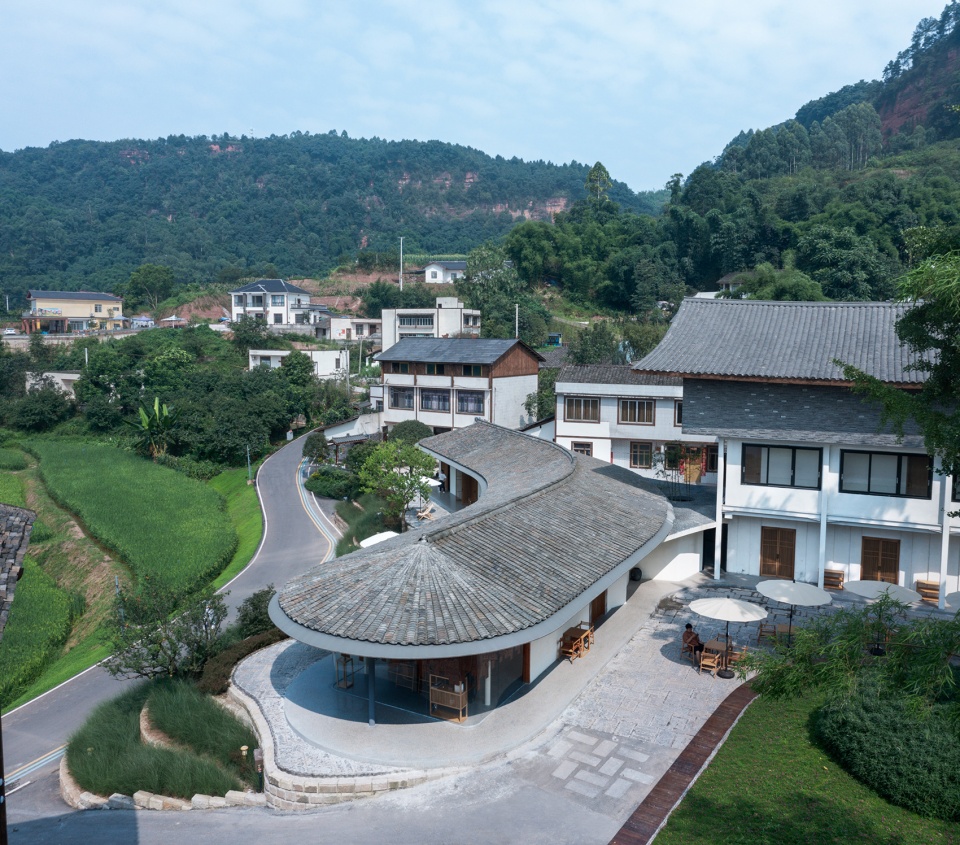 Zunsheng Courtyard Sichuan China by Zaixing Architectural Desgin Firm