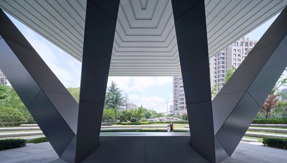 green valley art center by scenic architecture office
