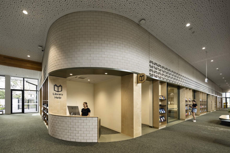 Glenroy Community Hub by DesignInc