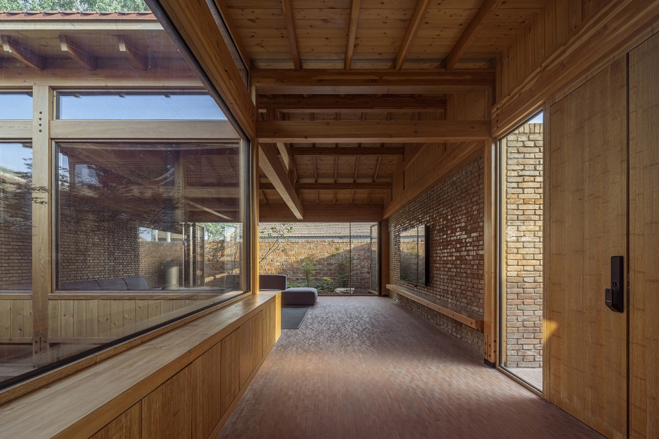 Mixed House China by ARCHSTUDIO