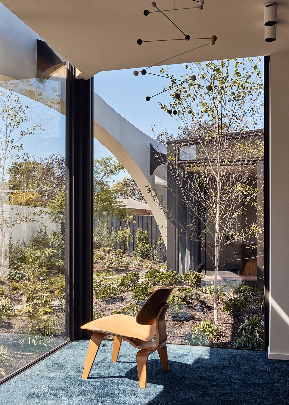 Arch House by Kister Architects