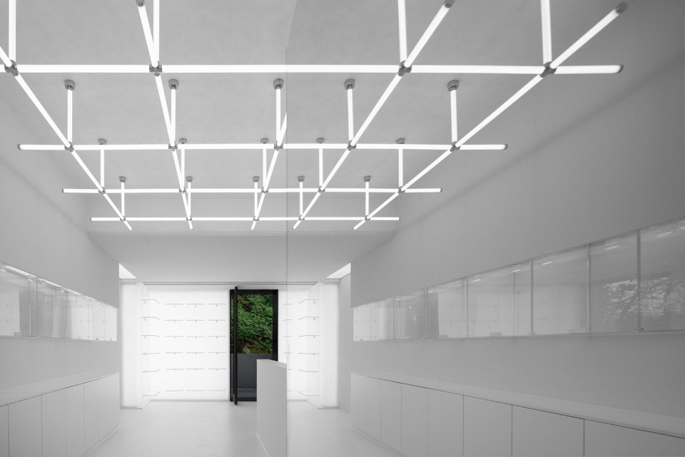 nagnag conceptual vintage store by sanyuan space design