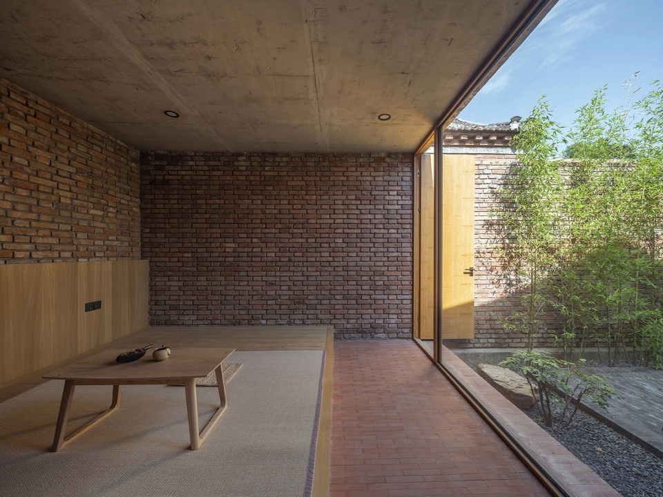 Mixed House China by ARCHSTUDIO