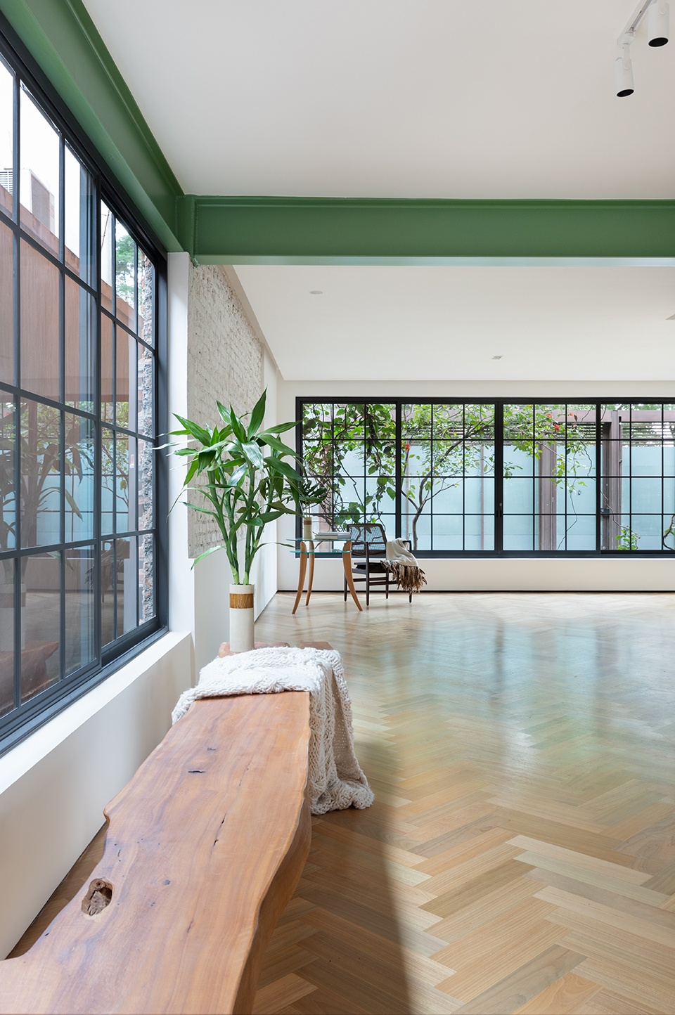 GAMA HOUSE by Studio ArquitetURAS