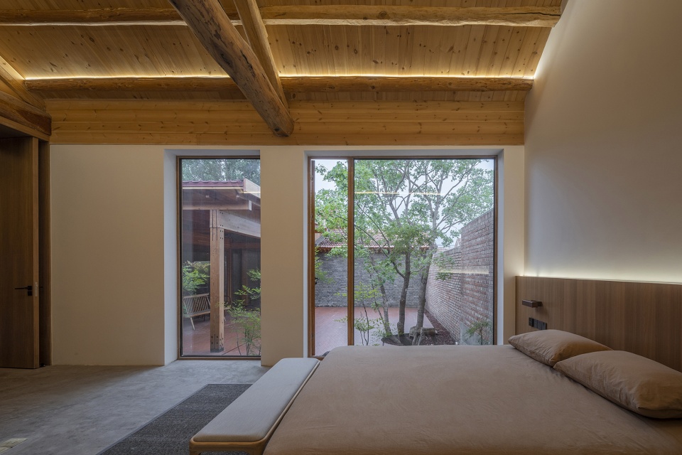 Mixed House China by ARCHSTUDIO