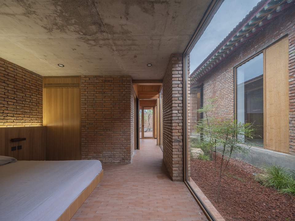 Mixed House China by ARCHSTUDIO