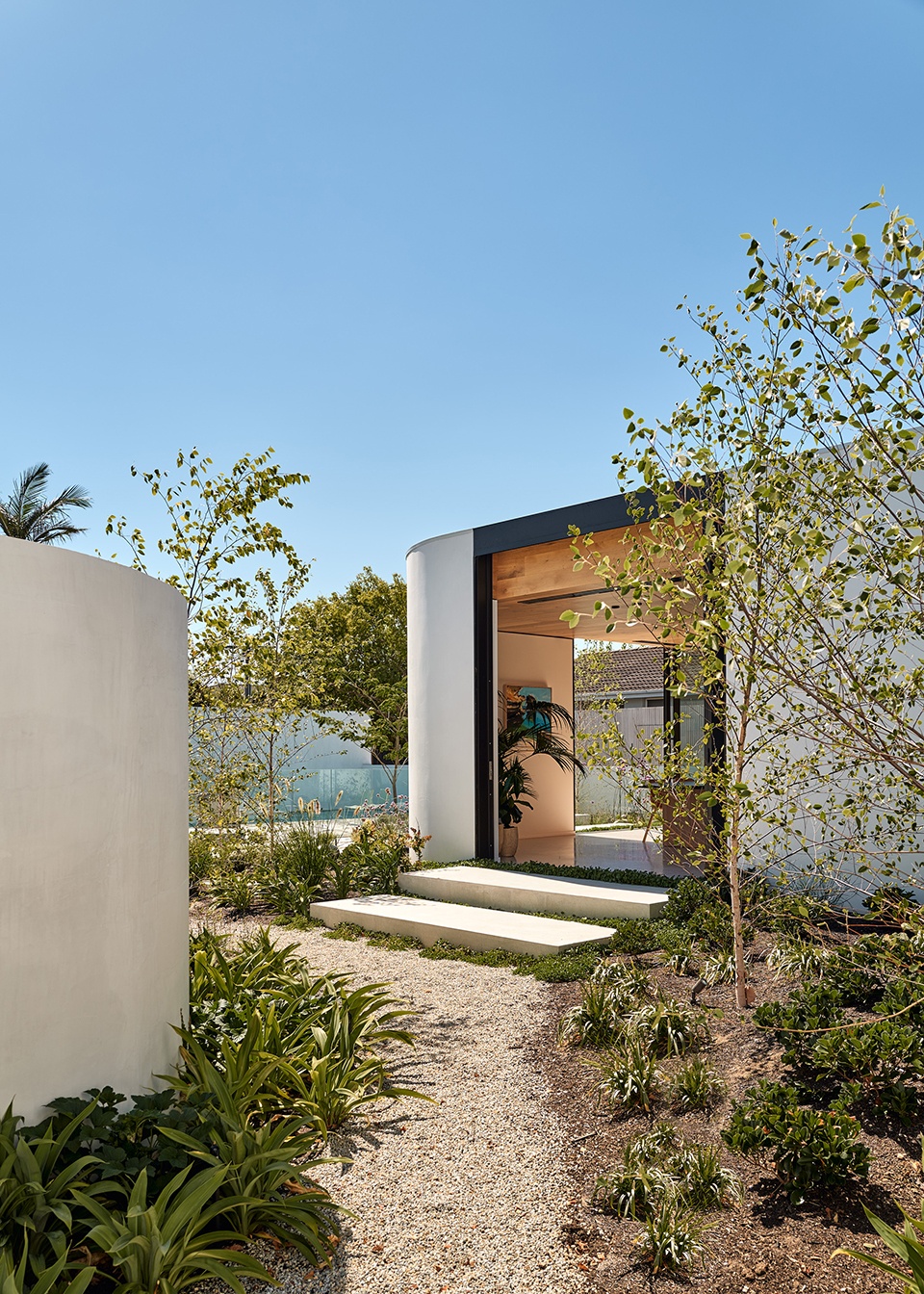 Arch House by Kister Architects