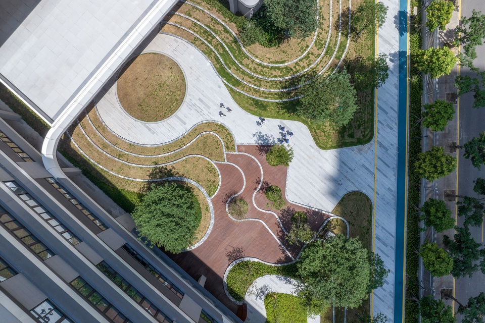 Shenzhen Gezhi Academy Capol International Associates Group