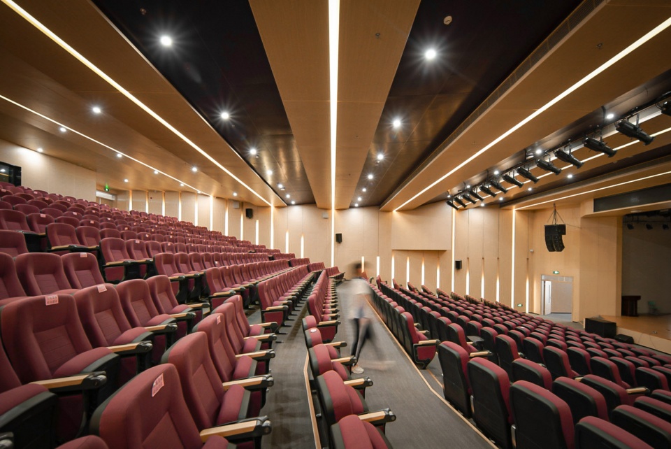 Shenzhen Gezhi Academy Capol International Associates Group