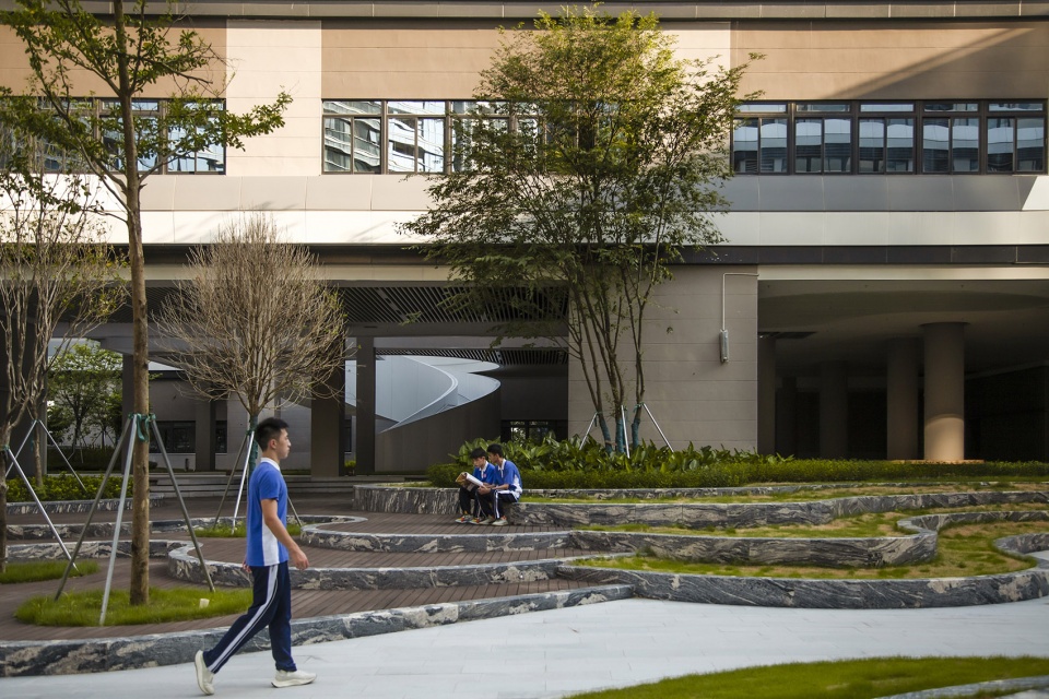 Shenzhen Gezhi Academy Capol International Associates Group