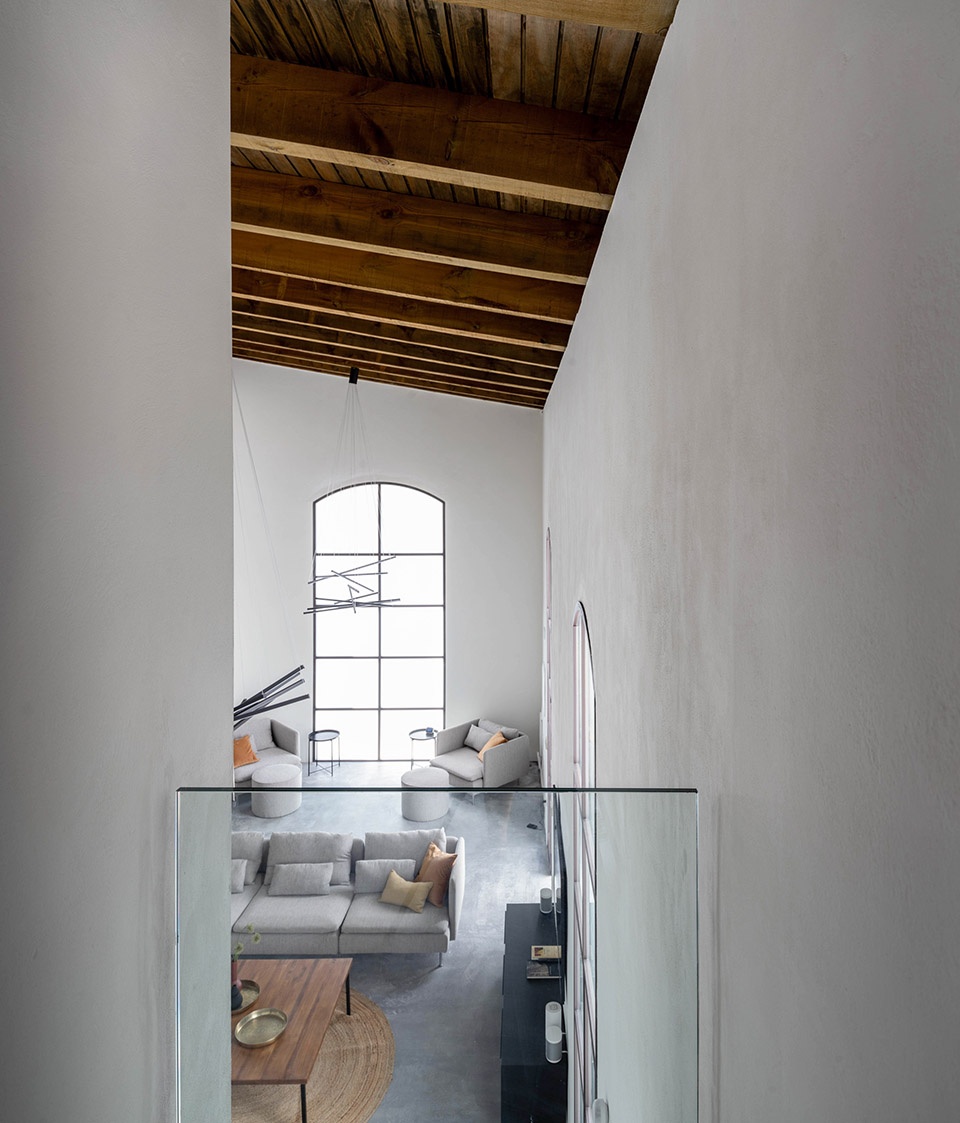 house in a sherry bodega spain by iniesta nowell arquitectos