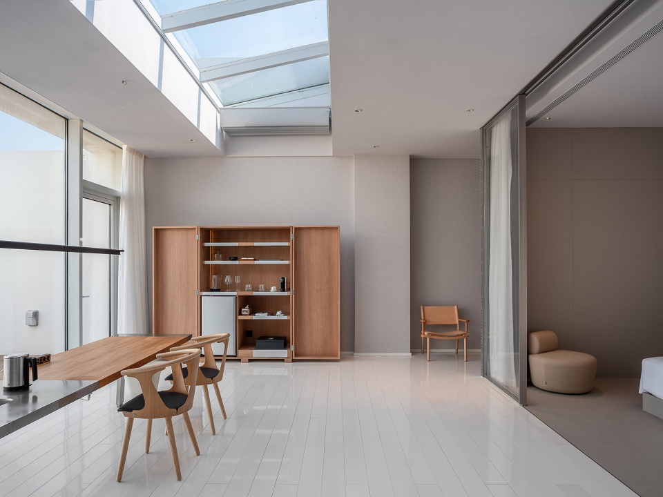 interior design of yin hotel china by combined architects