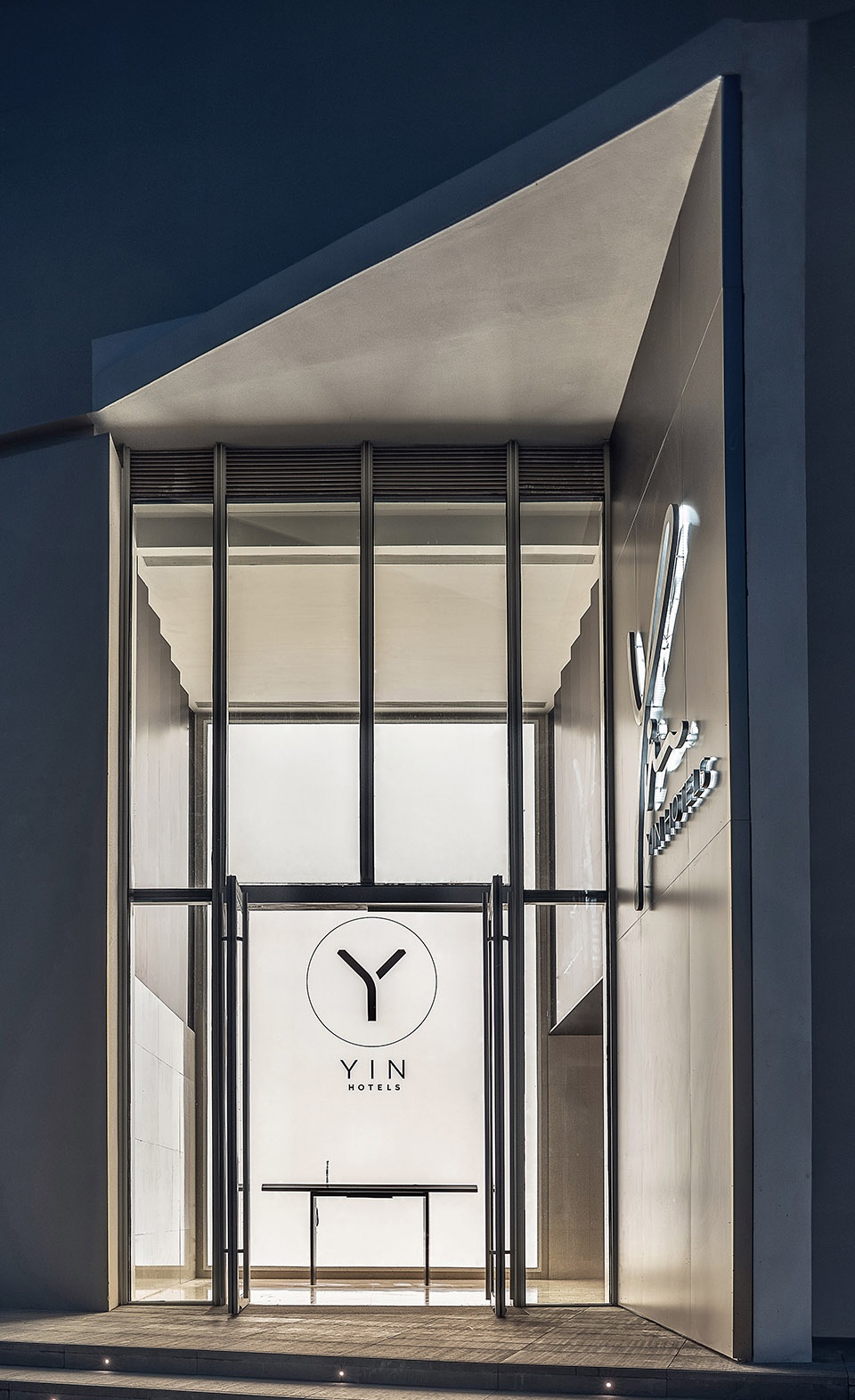 interior design of yin hotel china by combined architects