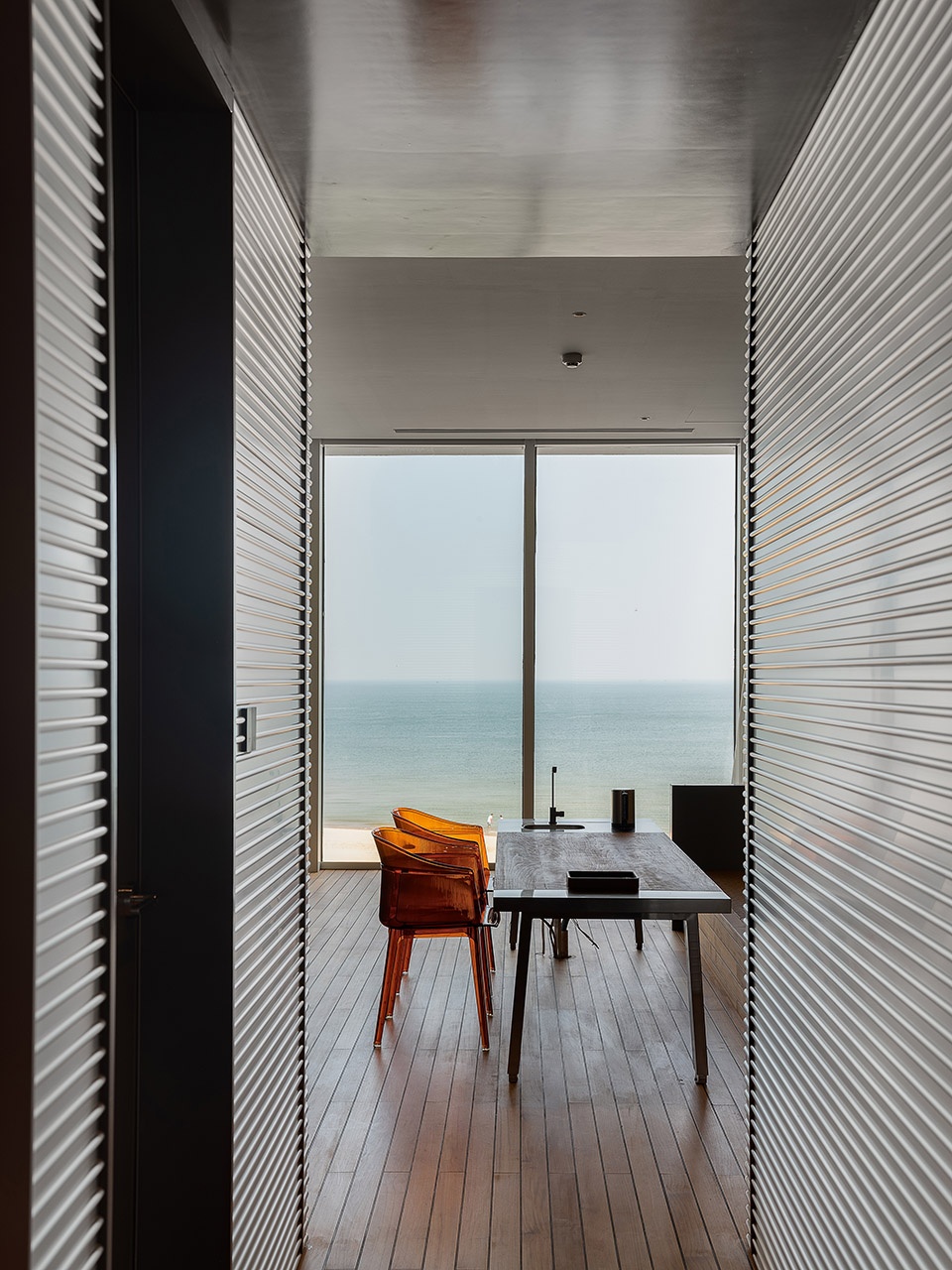 interior design of yin hotel china by combined architects