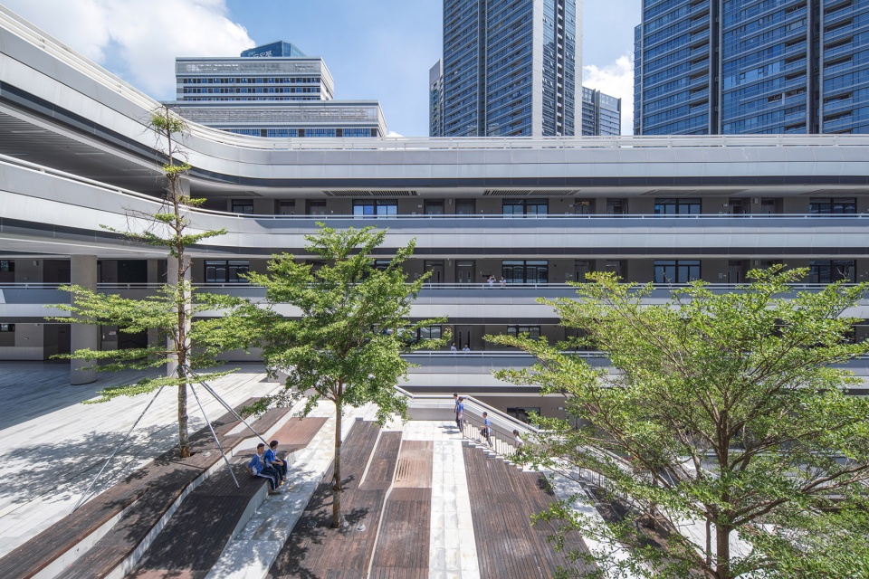 Shenzhen Gezhi Academy Capol International Associates Group