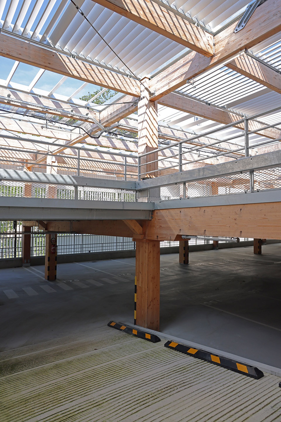 treed it car park france by saison menu architectes urbanistes