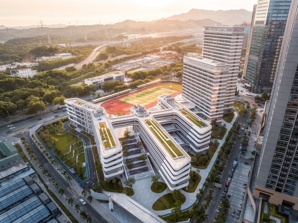 Shenzhen Gezhi Academy Capol International Associates Group