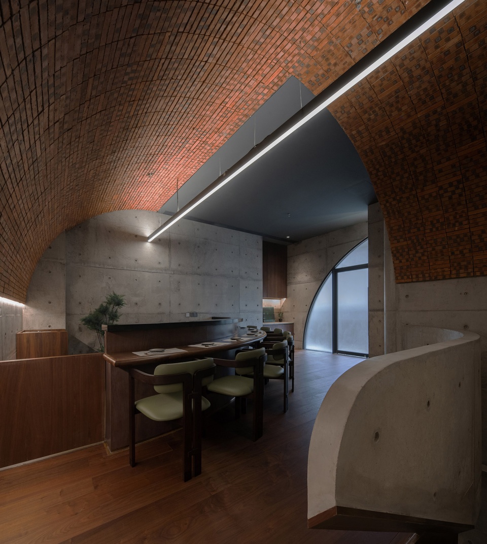 Biiird Yakitori bigER club design