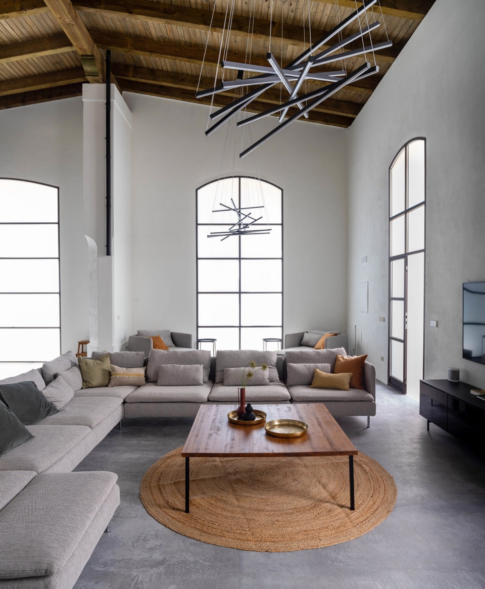 house in a sherry bodega spain by iniesta nowell arquitectos