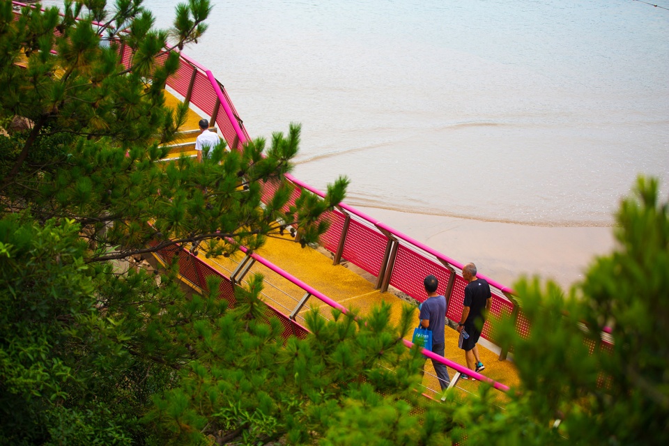 ningbo songlan mountain coastal plank road china by turenscape