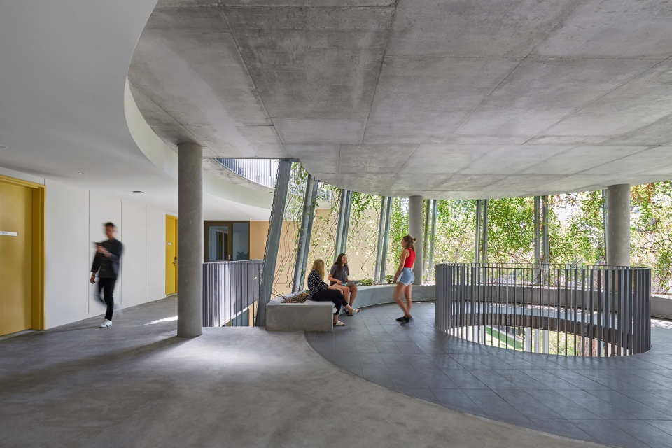 st catherines college indigenous student accommodation australia by wilson architects