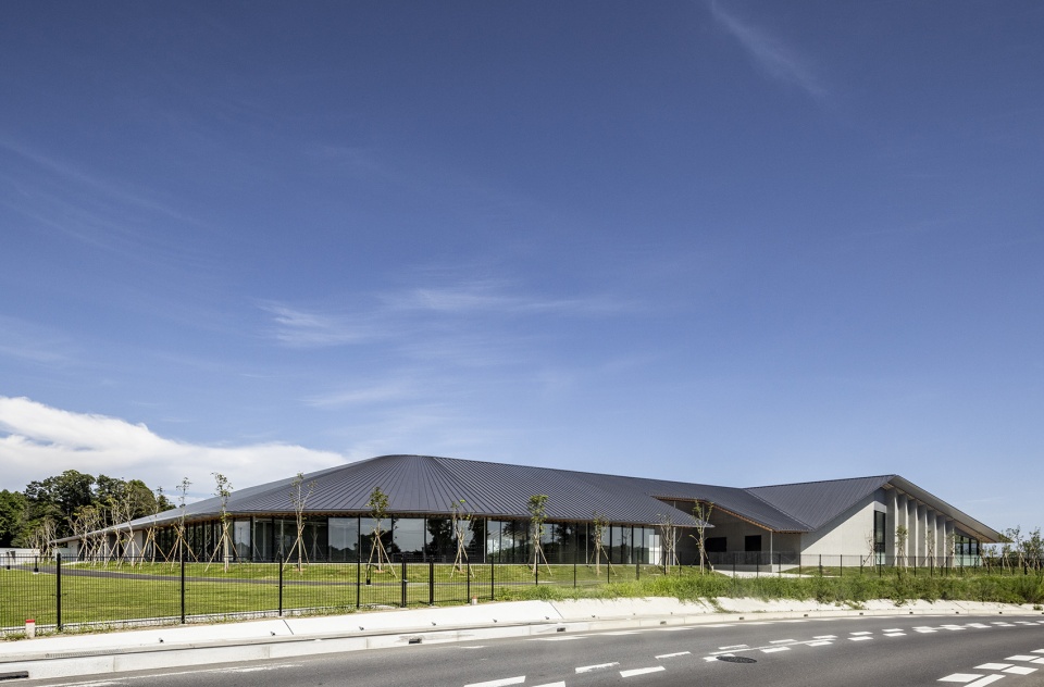 Mito City Shimoirino Health Promotion Center by MIKAMI Architects