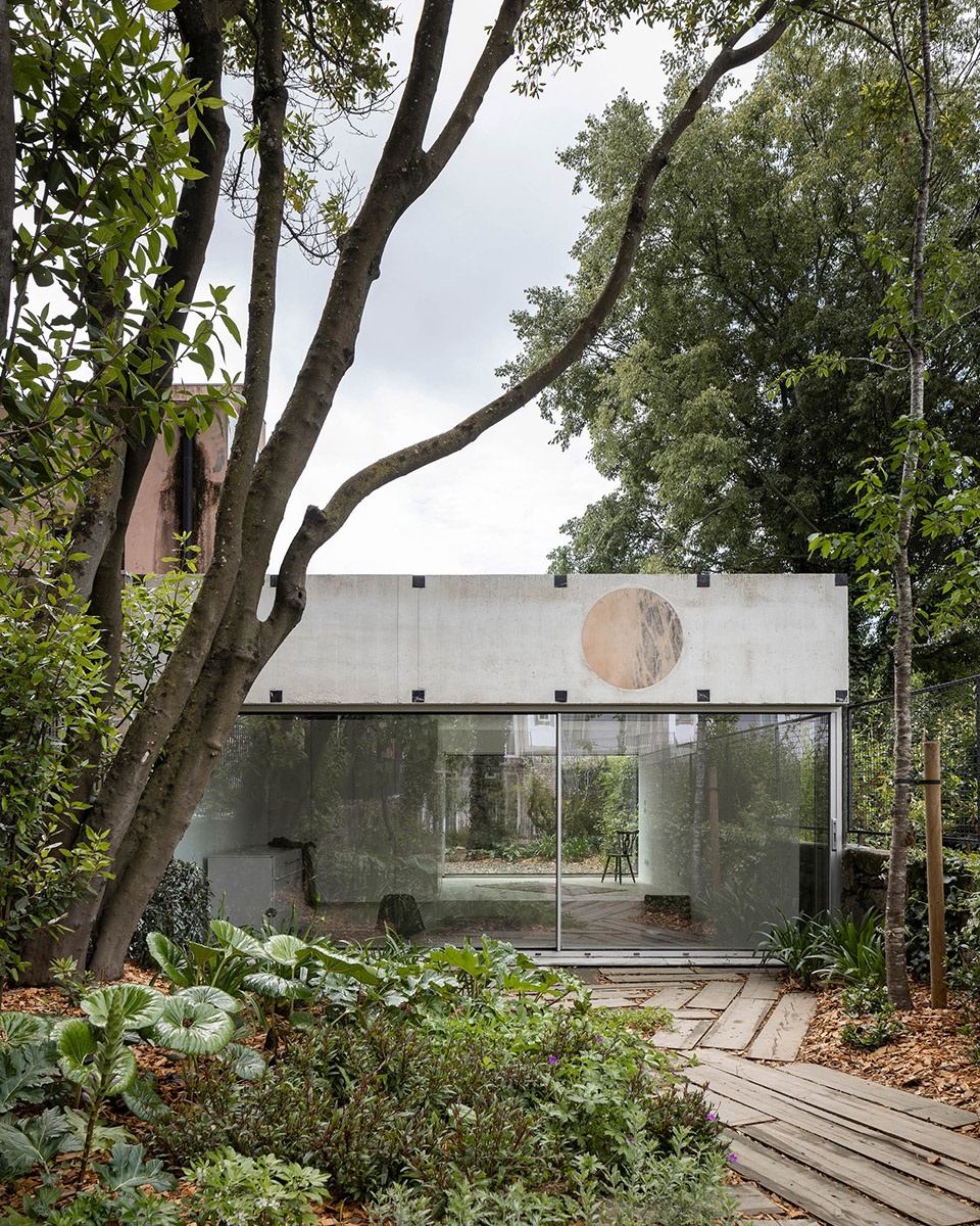 very tiny palazzo by fala atelier