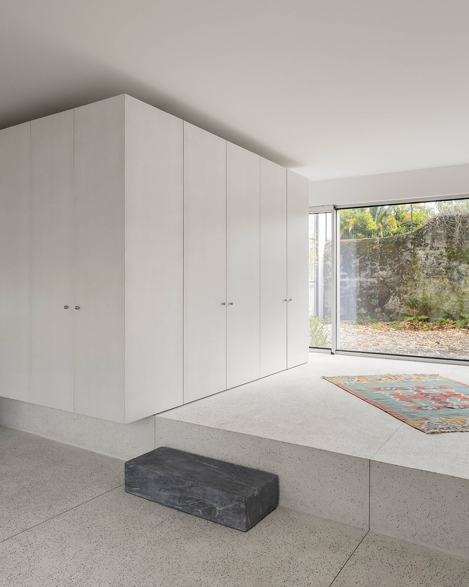 very tiny palazzo by fala atelier