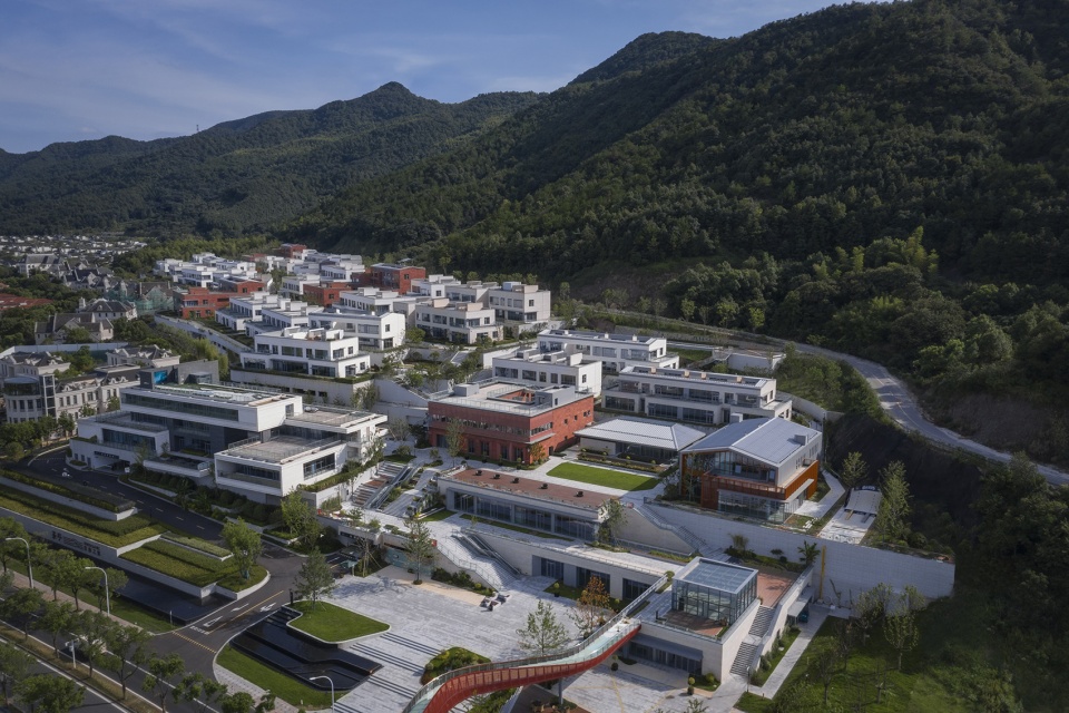 ChaTing Freedom Hill China by c d Design Center