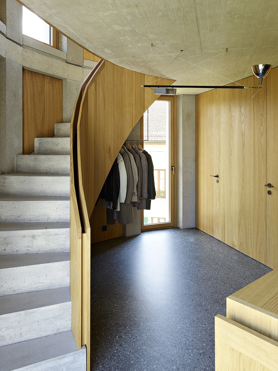 Urban House in Pully by LOCALARCHITECTURE