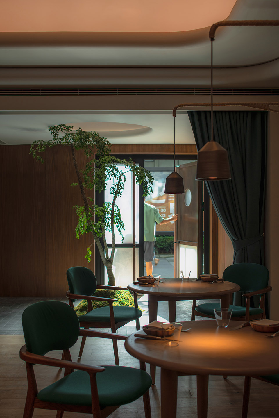 co restaurant Gokan Studio