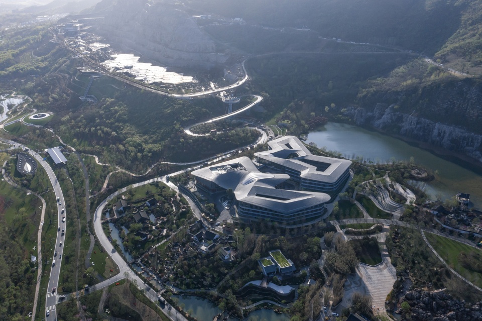 Radisson Collection Resort in Jiangsu Horticultural Expo Park by Archi Union